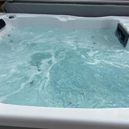 Fonte Retreat - Jacuzzi And Heated Swimming Pool Sandim